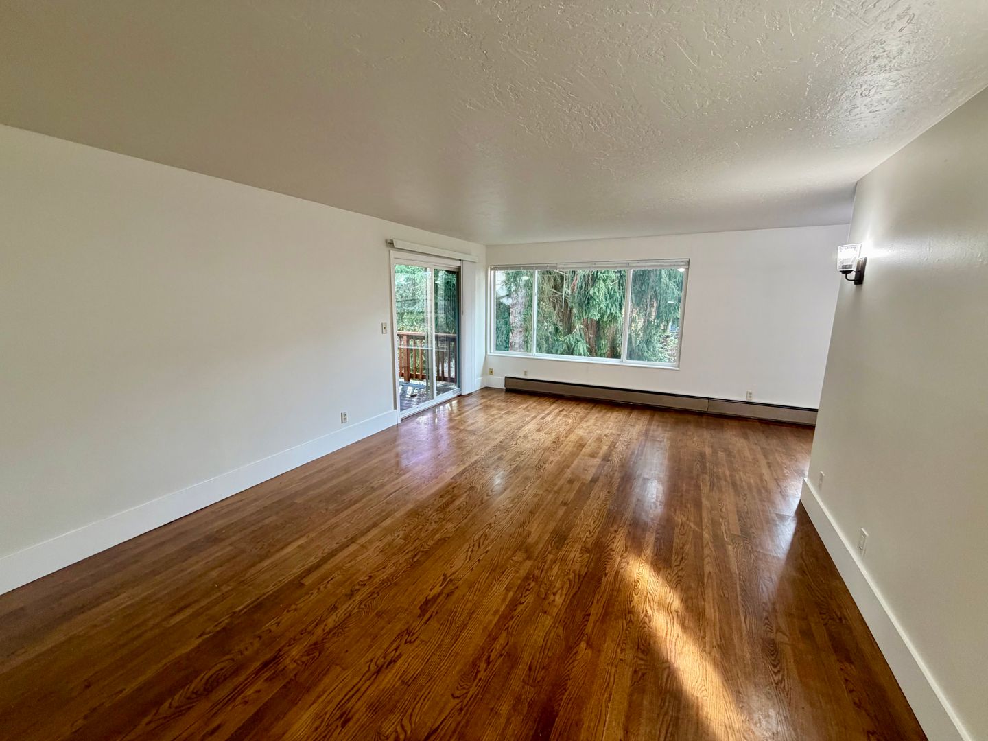 Seattle Apartment: 9500 9th Ave NW - 9500