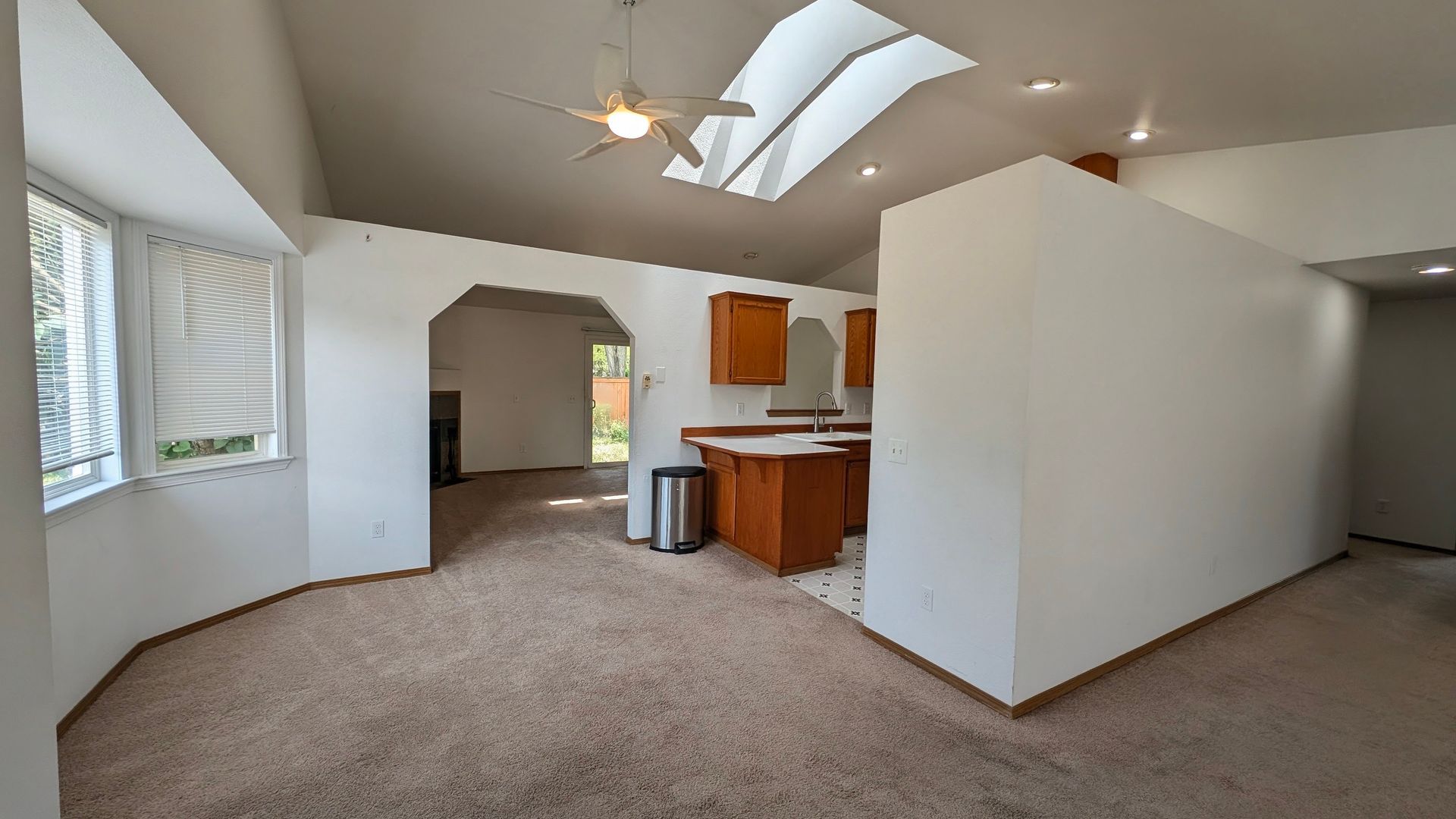 8228 TLC GRESHAM 4 of 12