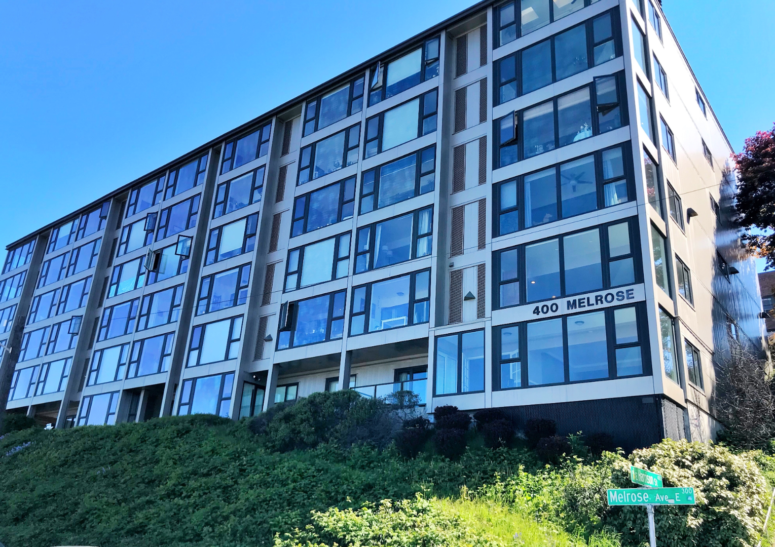 Seattle Condo: 400 Melrose Ave E, Apt 503