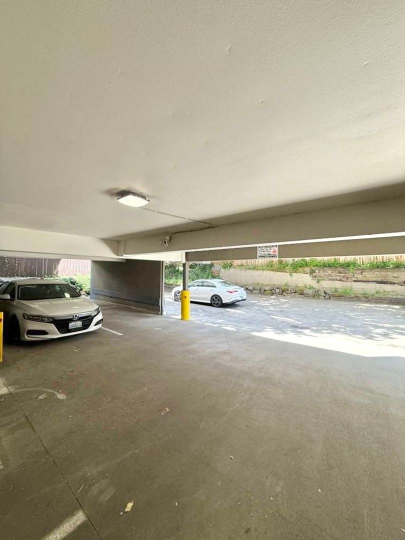 Parking at 4236 TM Montlake Villas LLC (1 of 2)