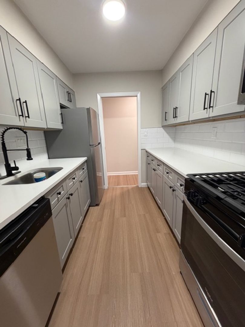 Sherwood Square Apartments 12 of 12