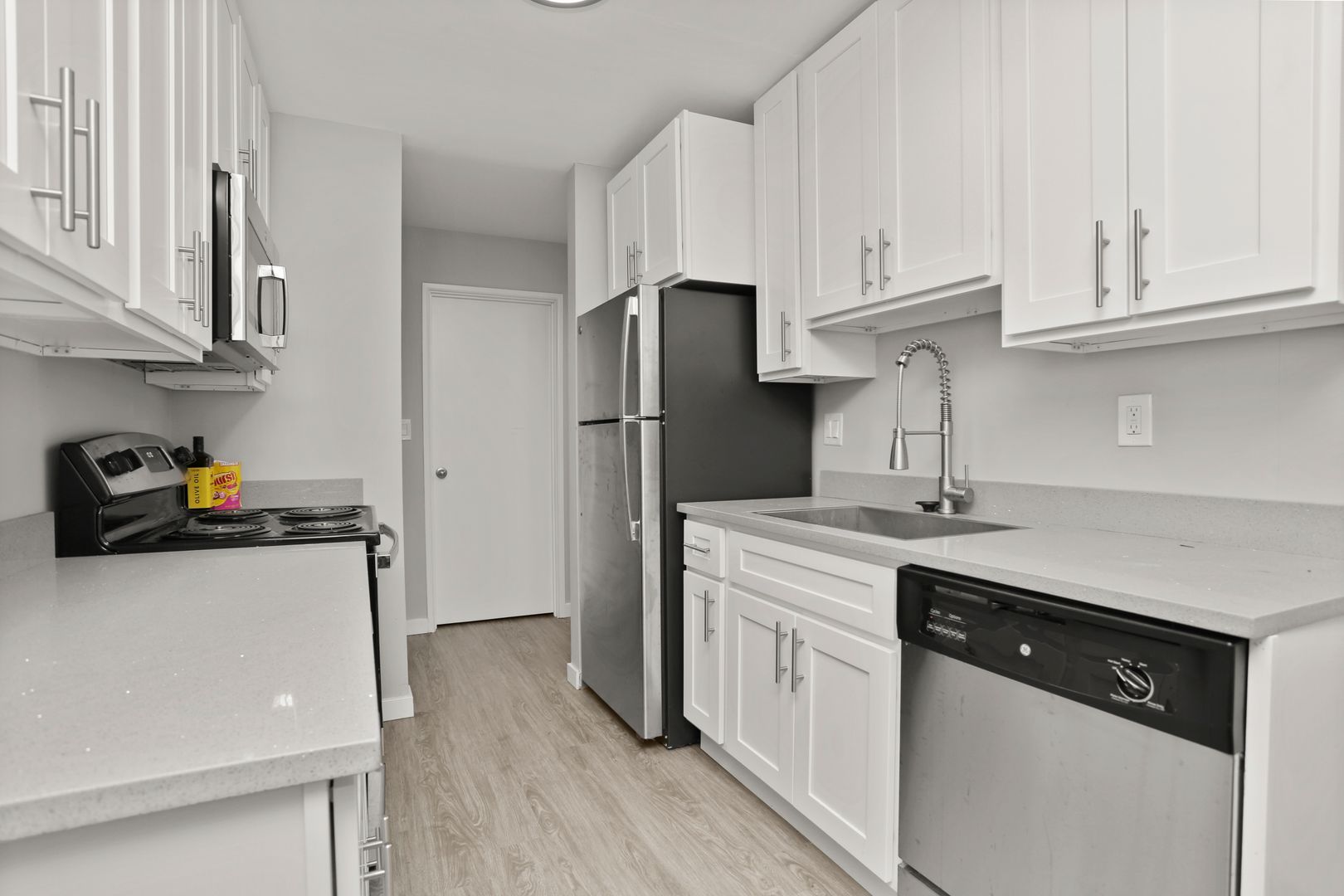 Stratford Apartment: 490-498 Sherwood Place