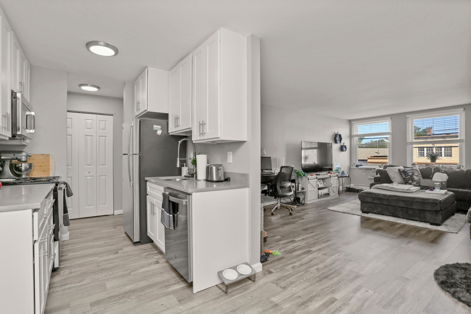 Stratford Apartment: 490-498 Sherwood Place