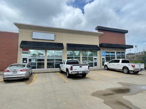 Retail Space- High Visibility off HWY 65 Branson – photo 1