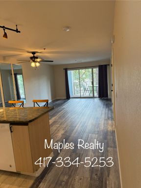 1 Bedroom / 1 Bathroom Garden Level Condo – photo 1
