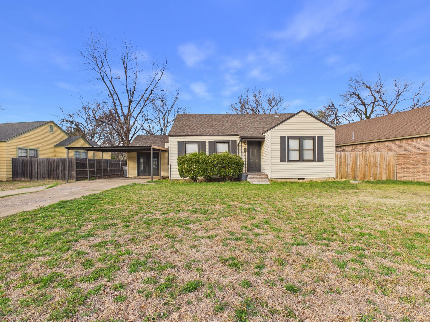 Lawton House: 1307 NW Maple Ave