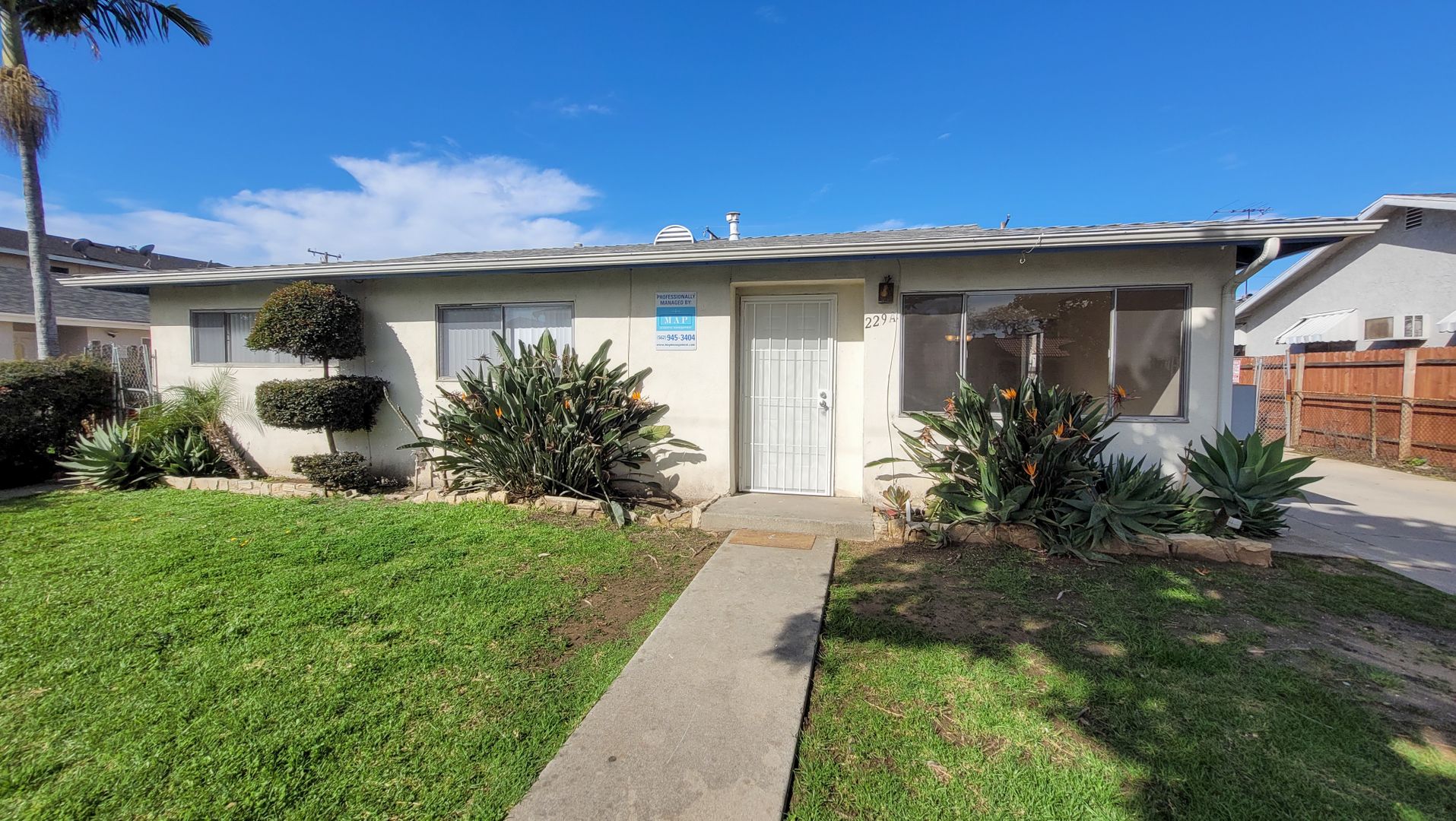 Montebello Apartment: 229 N. 4th St