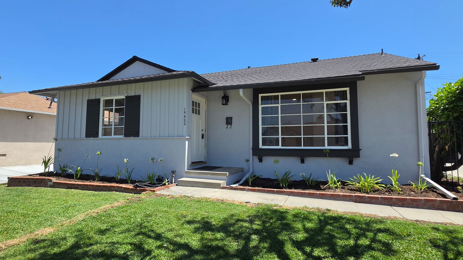 Whittier House: 15422 Woodcrest Dr