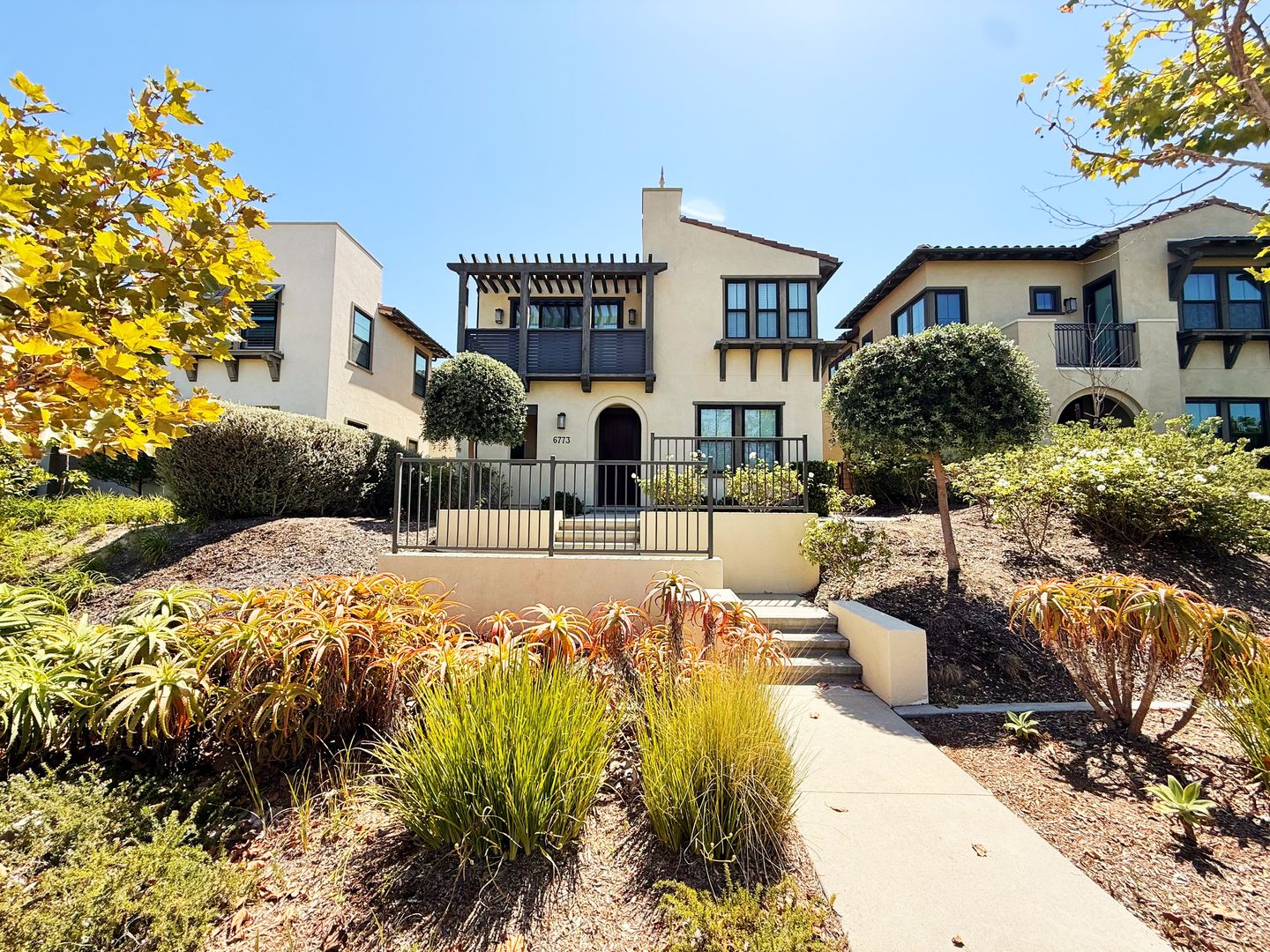 San Diego House: 6773 Solterra Vista Parkway
