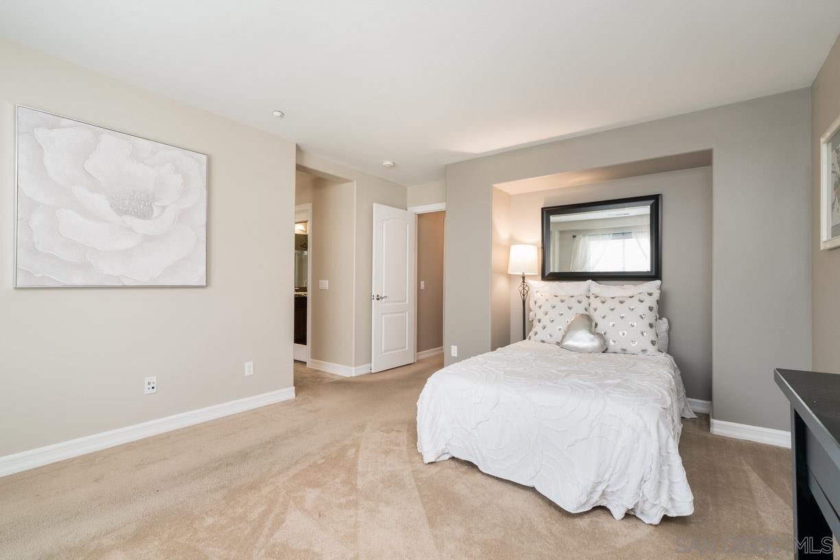 San Diego Townhome: 10428 Duxbury Lane #16