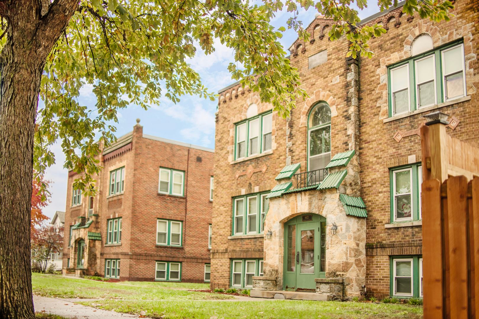 Minneapolis Apartment: 4422 Nicollet Avenue South