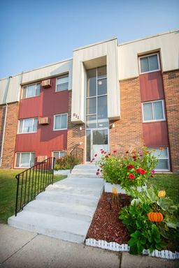Eighth Street Apartments - or !