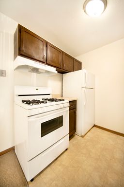 Riverview Apartments - or !