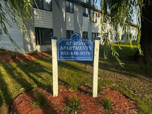 St. Boni Apartments - or