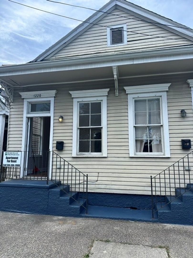 New Orleans Apartment: 4228-4230 Baudin St.