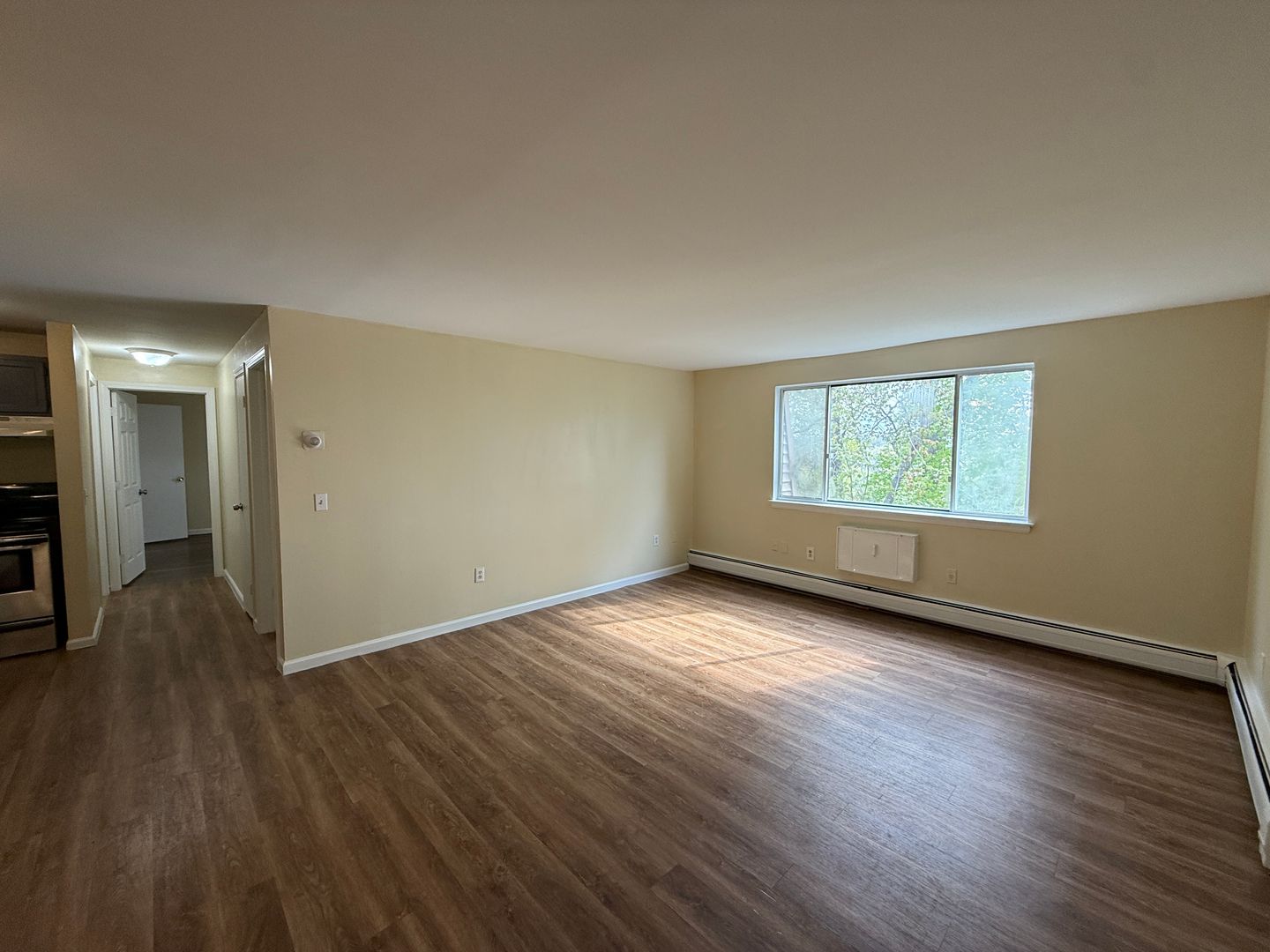 New Britain Apartment: 1270-1272 East Street