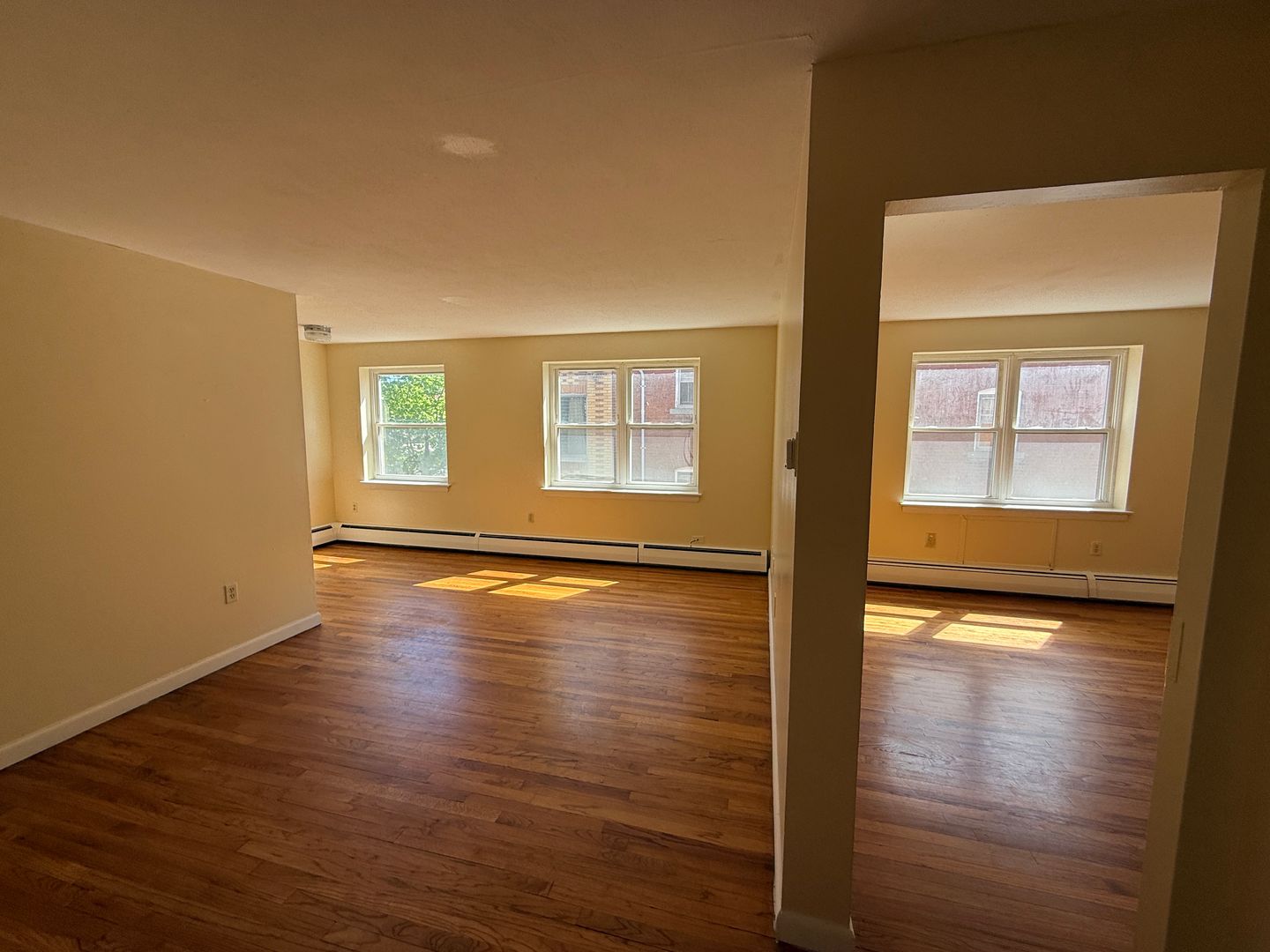 Hartford Apartment: 105 Preston Street