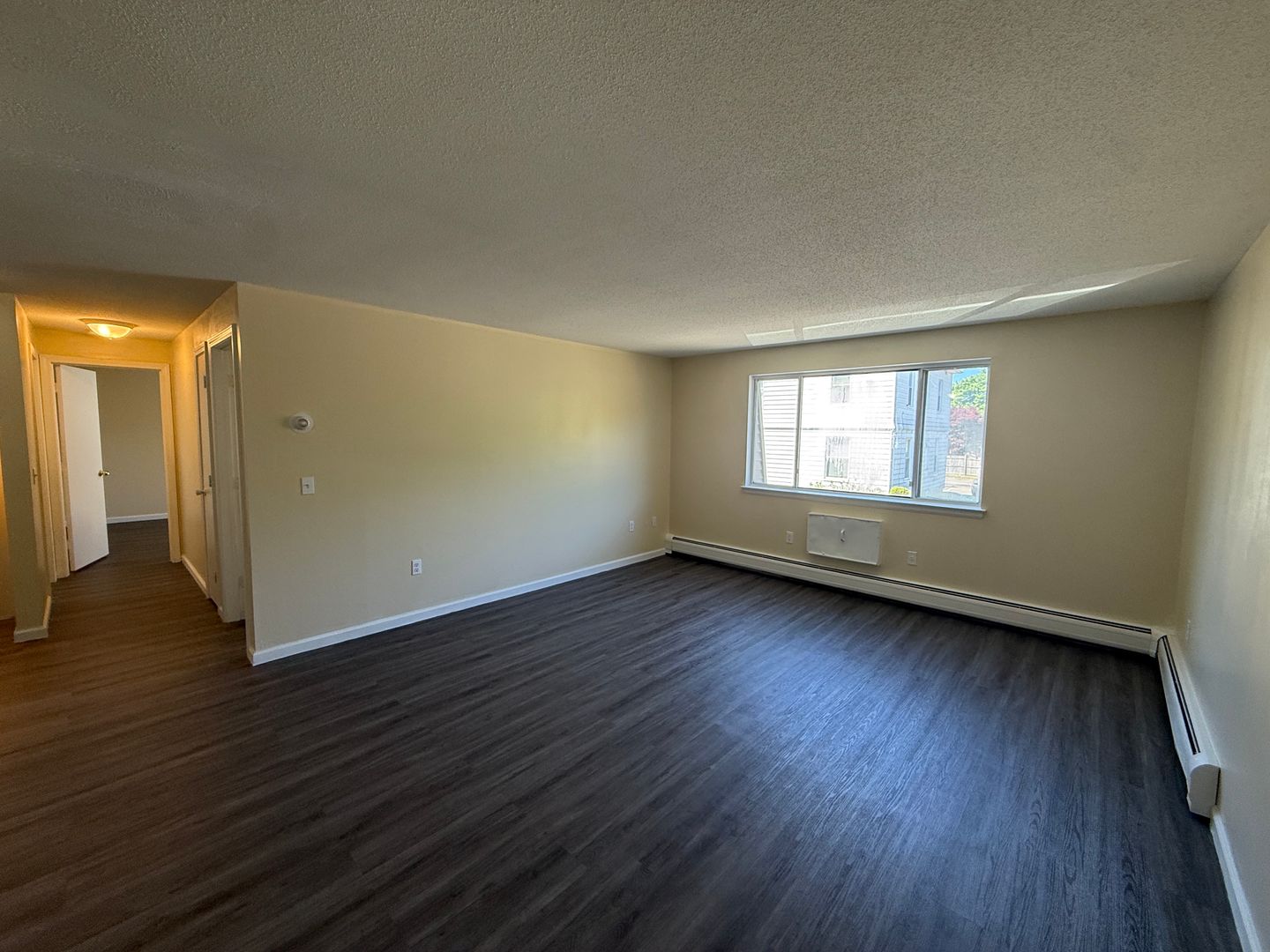 New Britain Apartment: 1270-1272 East Street