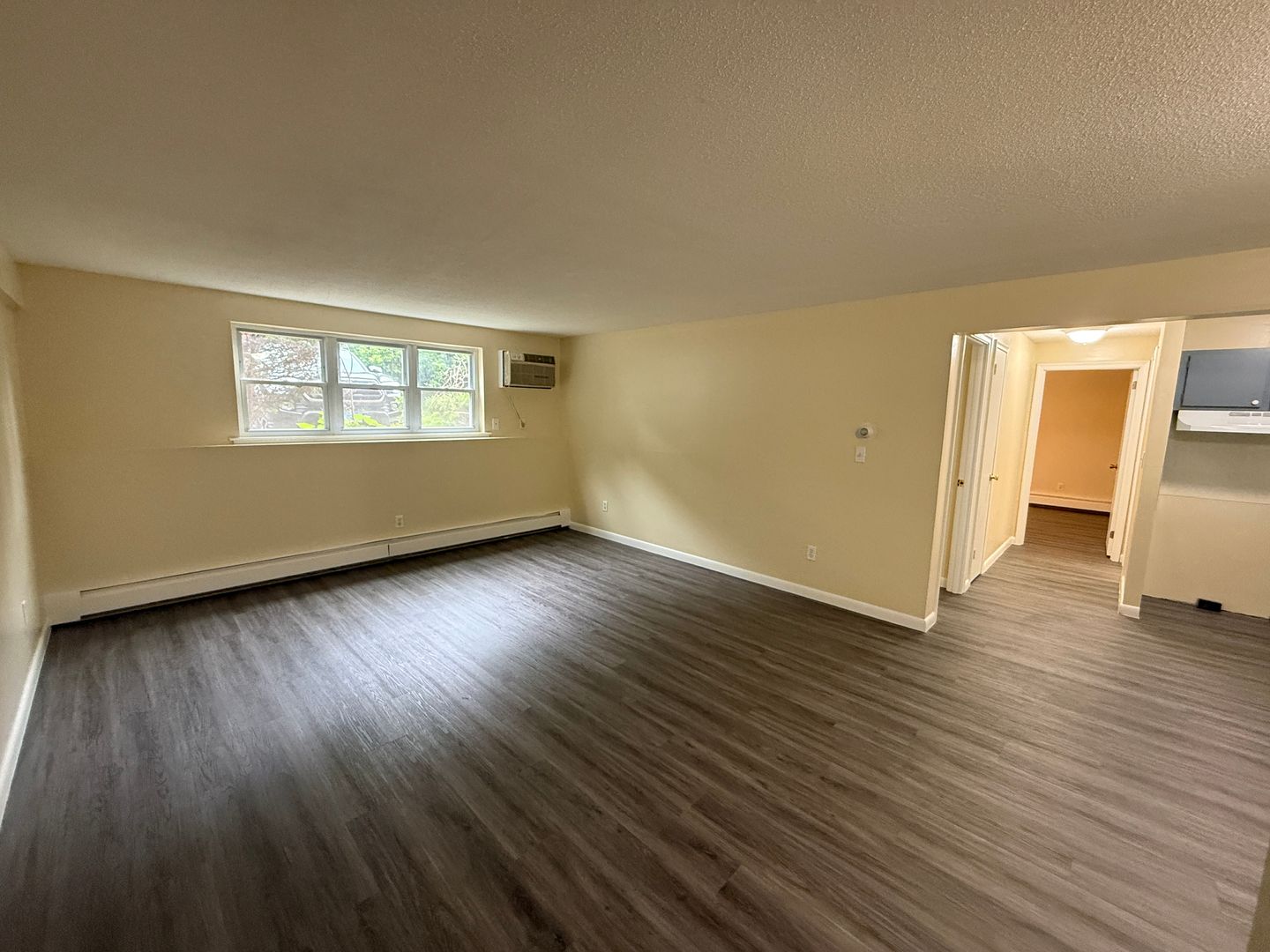 New Britain Apartment: 1282-1290 East Street