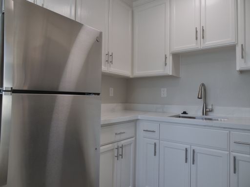 bay area apartment listing main photo