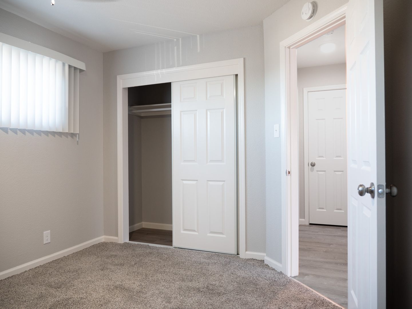 Hayward Apartment: 320 Harris Rd