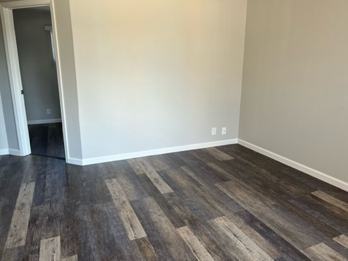 Hayward Apartment: 382 Harris Rd