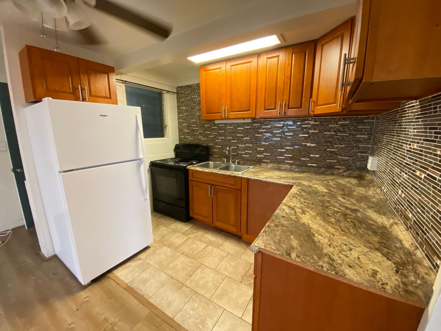 Kailua Apartment: 607 Wailepo St