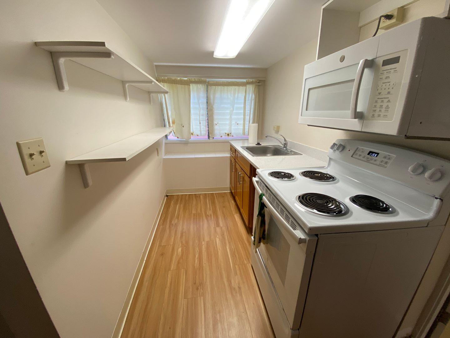Honolulu Apartment: 3715 Sierra Drive