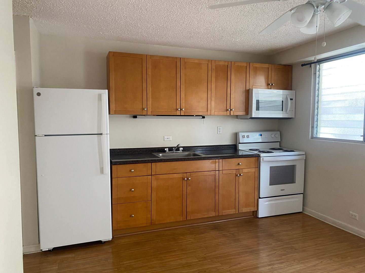 Honolulu Apartment: 2407 Tusitala Street