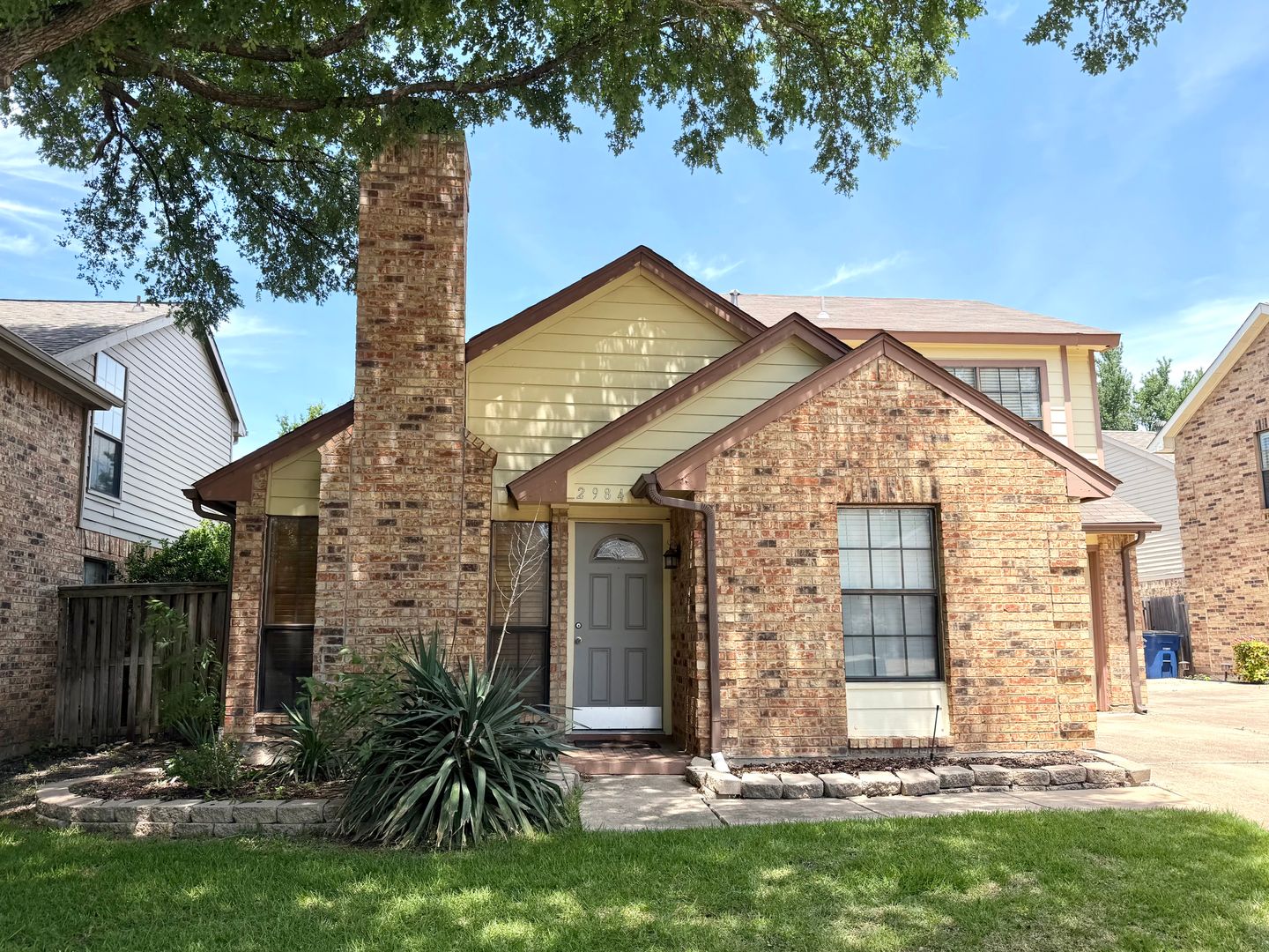 Dallas House: 2984 Harbinger Lane