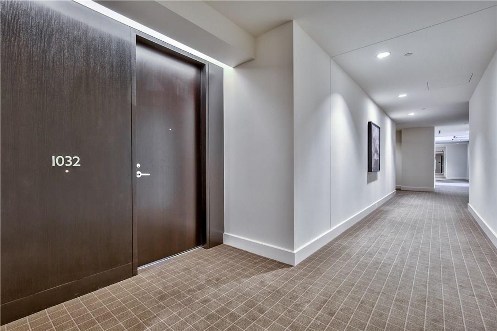 Dallas Condo: 2408 Victory Park Lane #1032