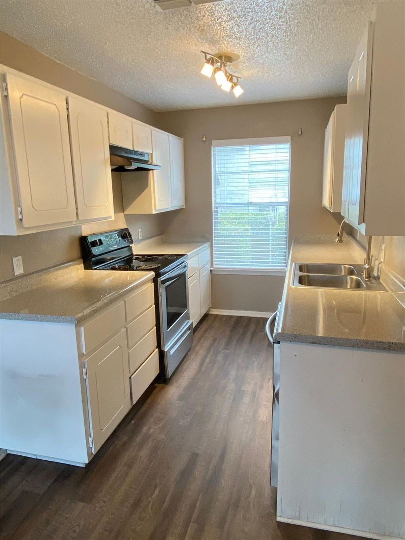 Ft. Worth House: 5125 Donnelly Ave