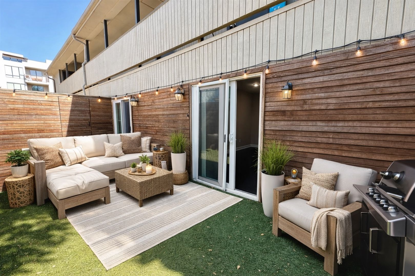 Dallas Apartment: 4023 N Hall St.