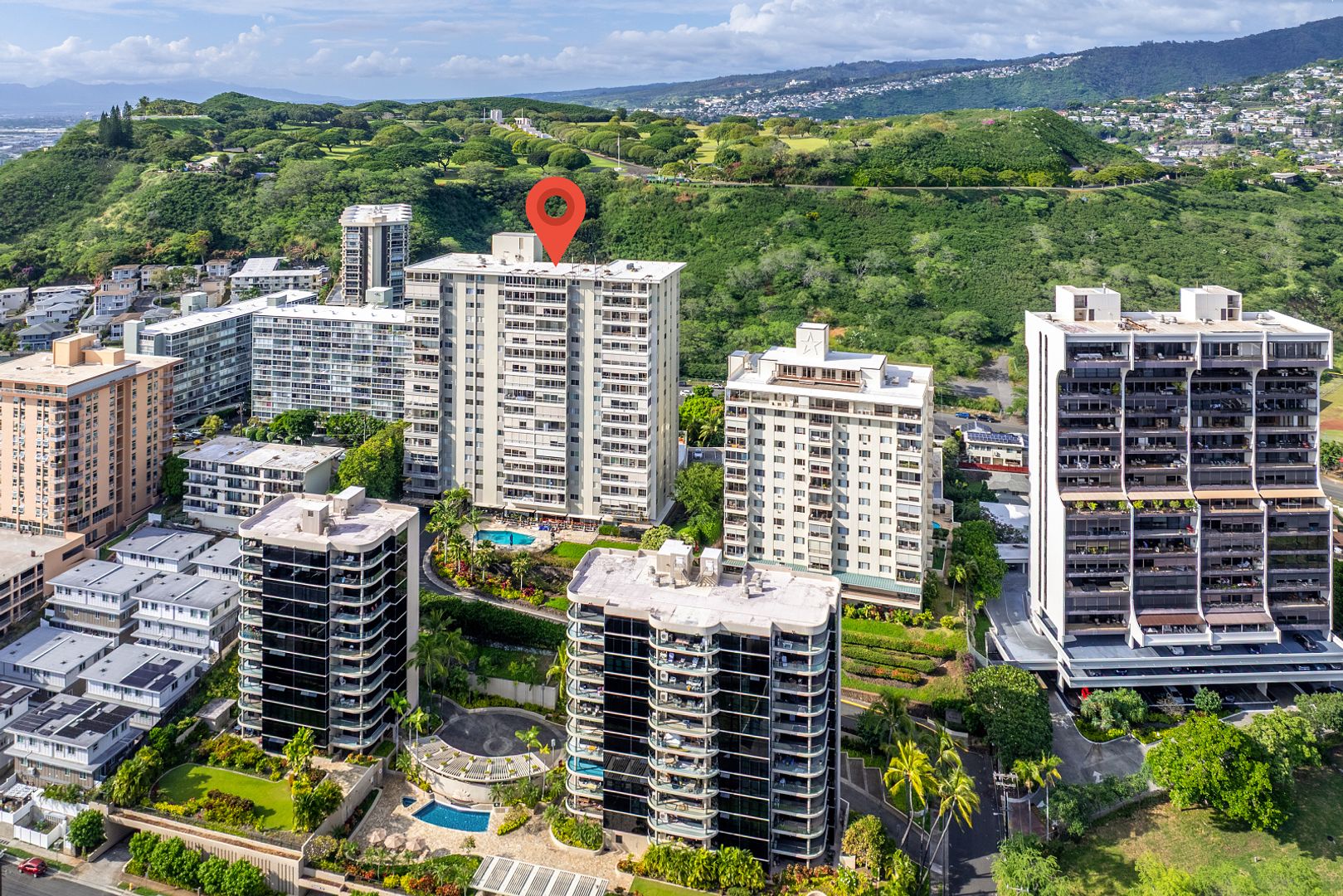 Honolulu Condo: 999 Wilder Ave #1403