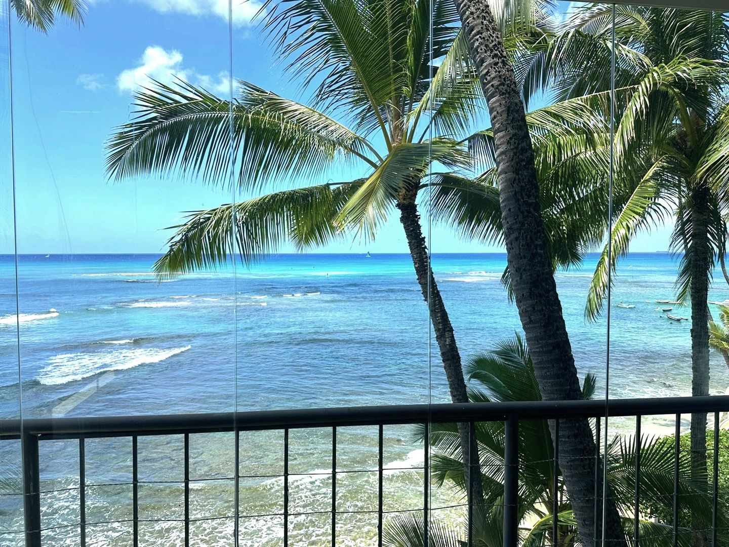 Honolulu Condo: Tropic Seas