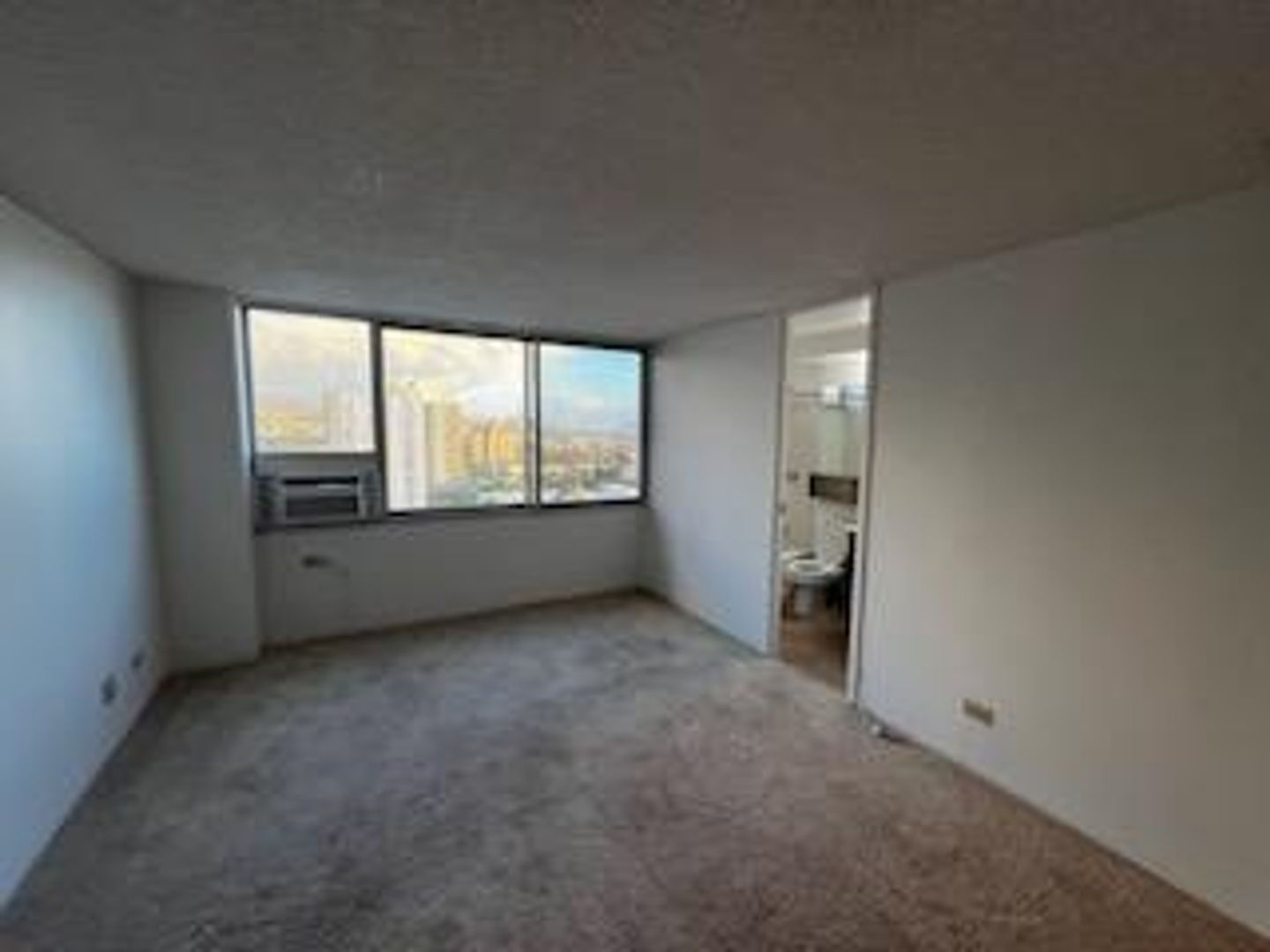 Aiea Condo: 98-288 Kaonohi St. #1504