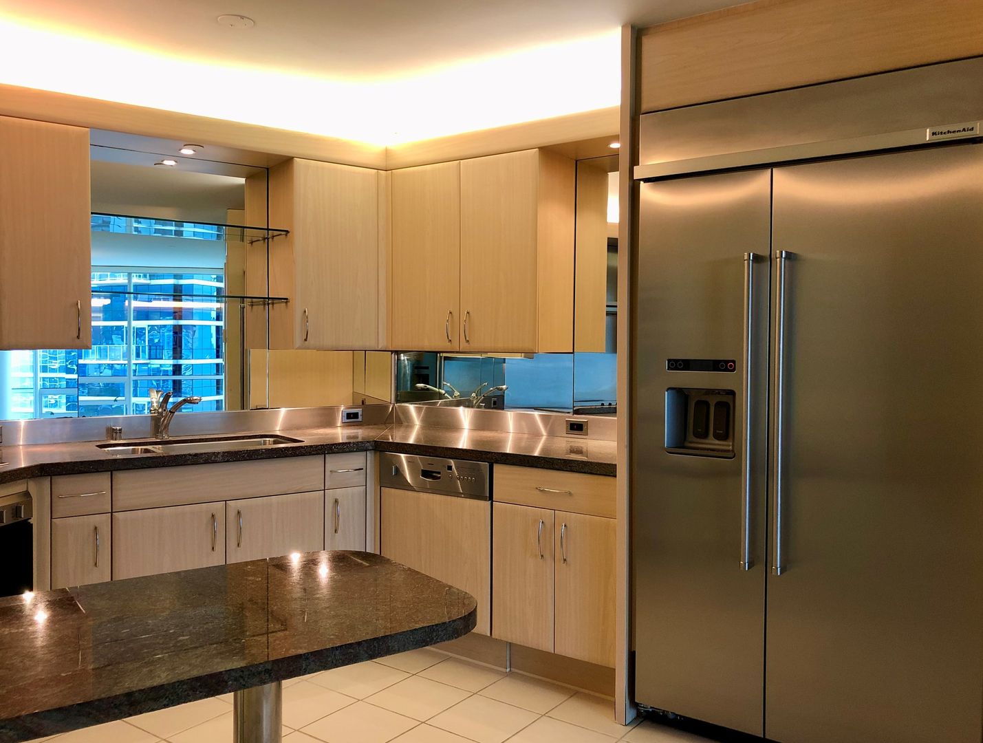 Honolulu House: Hawaiki Tower