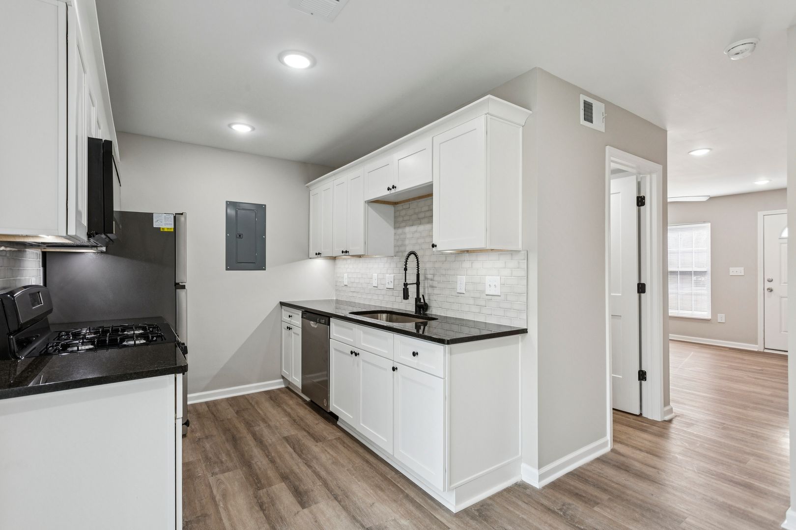 Marietta Townhome: 676 Horizon Place