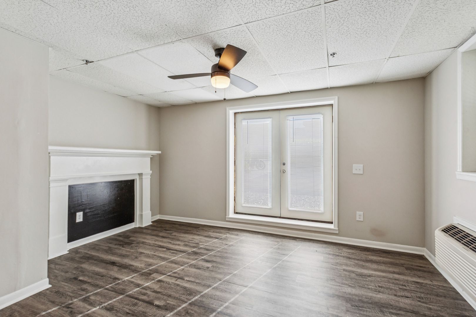 Marietta Apartment: 39 Trammell St SW
