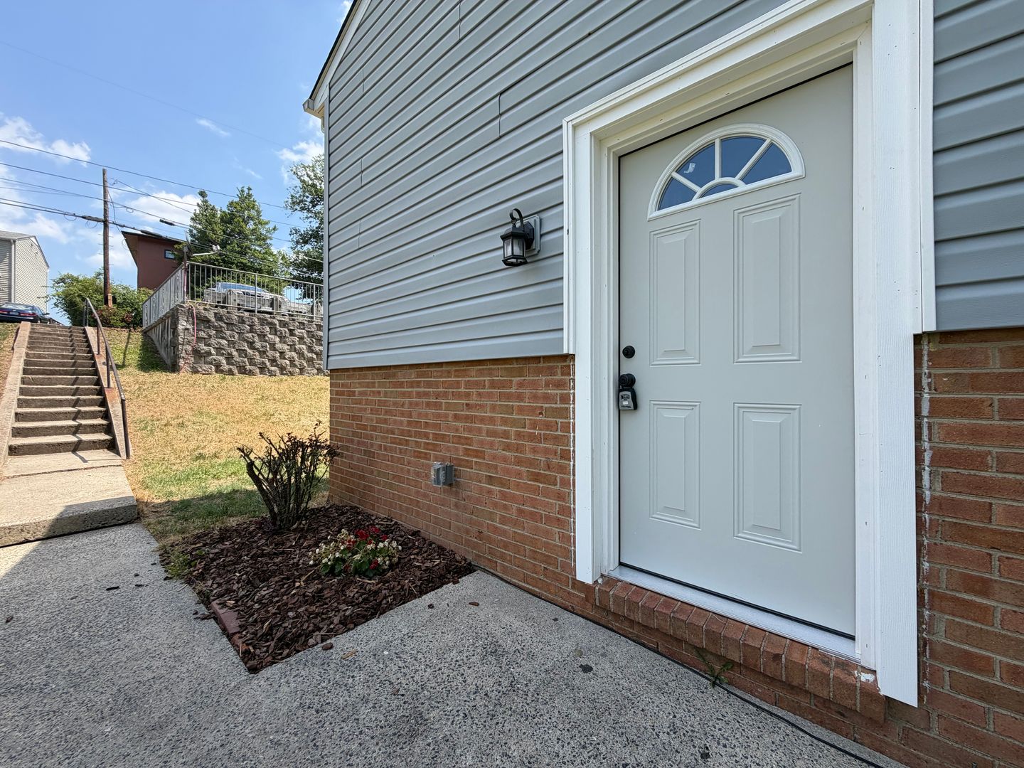 813 Ridge Street 4 of 12