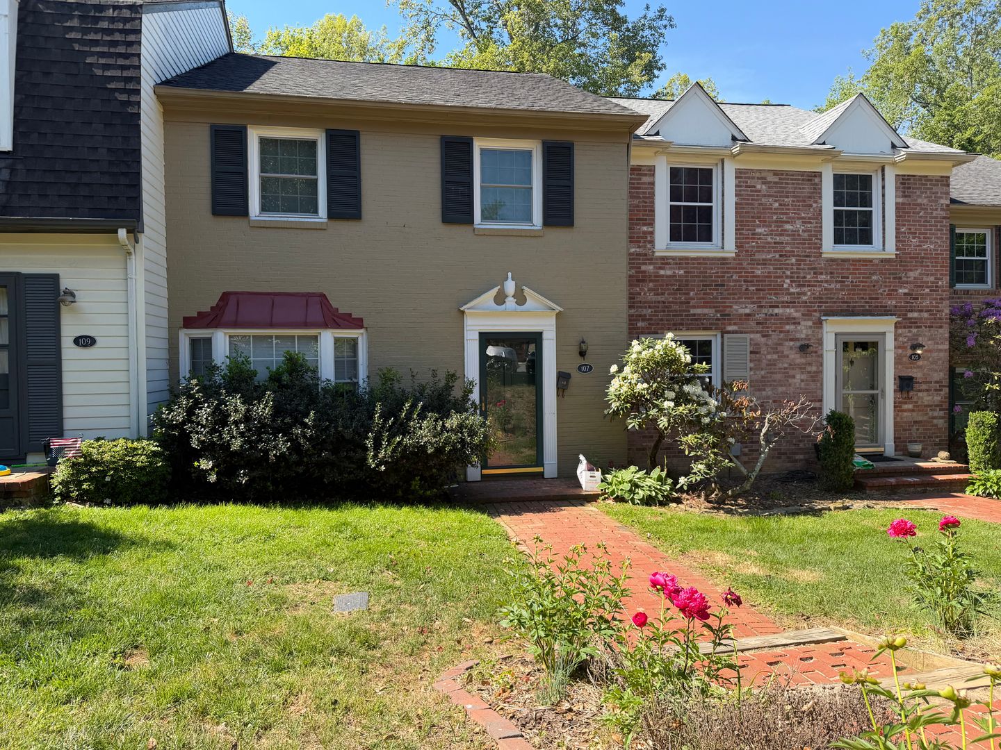 Charlottesville Townhome: 107 Georgetown Green