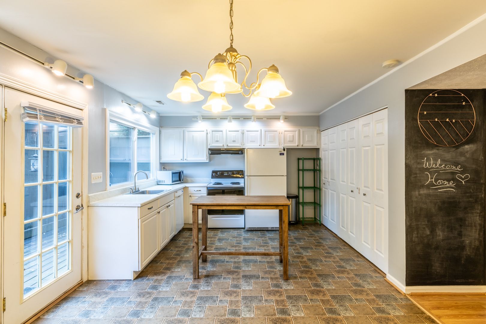 110 Woodlake Drive 12 of 12