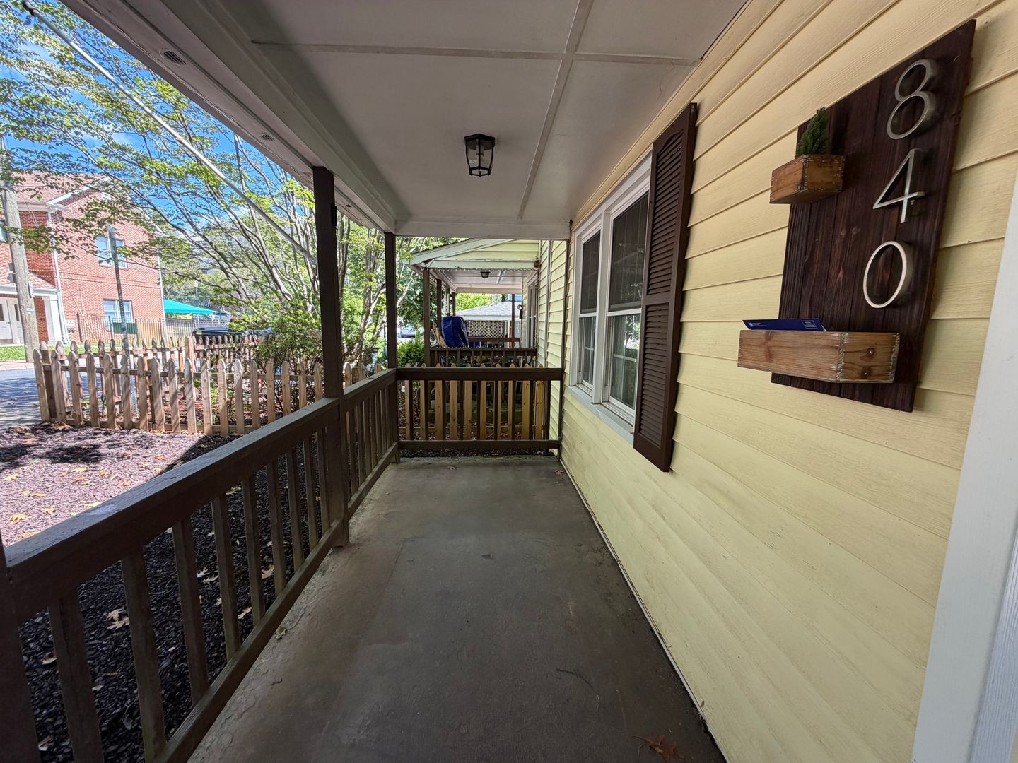 840 Estes Street 5 of 12