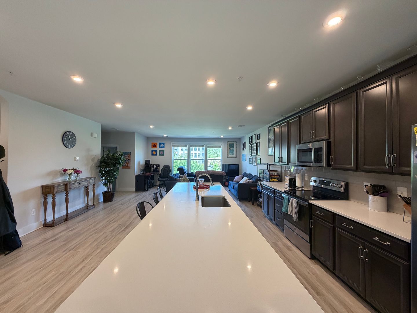 626 Noush Court, Unit #B 7 of 12