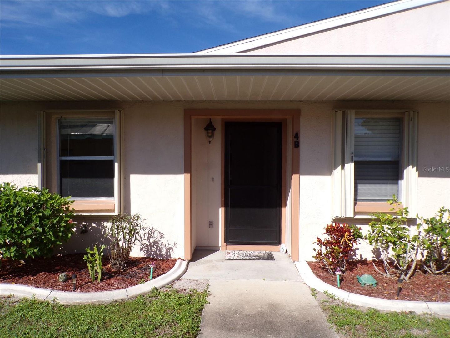Punta Gorda Condo: 25068 Harborview Rd