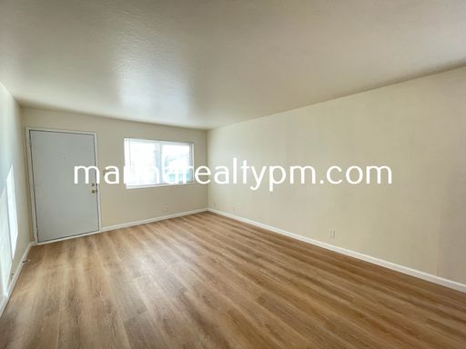 One Story Apartment! Freshly Painted! New Flooring In the Living Room! – photo 1