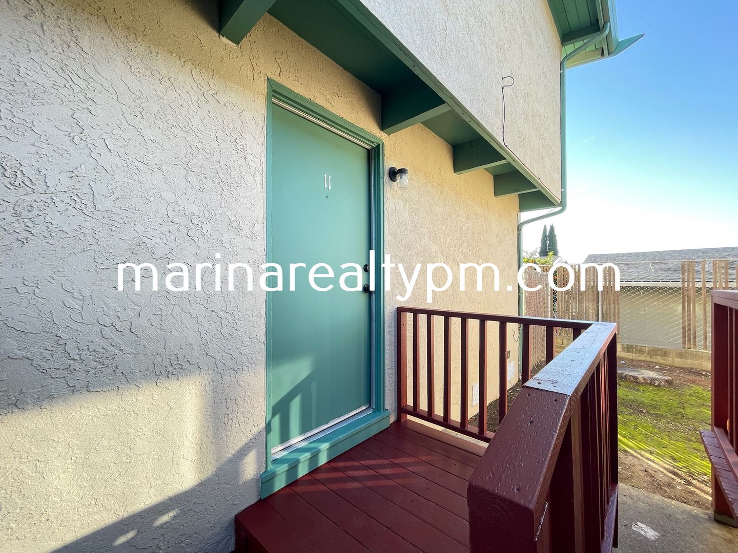 Vallejo Apartment: 240 Holly St. #1-14