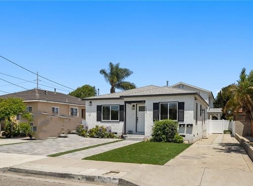 Completely Detached 3 Bedroom Front House in a Great Hawthorne Location! – photo 1