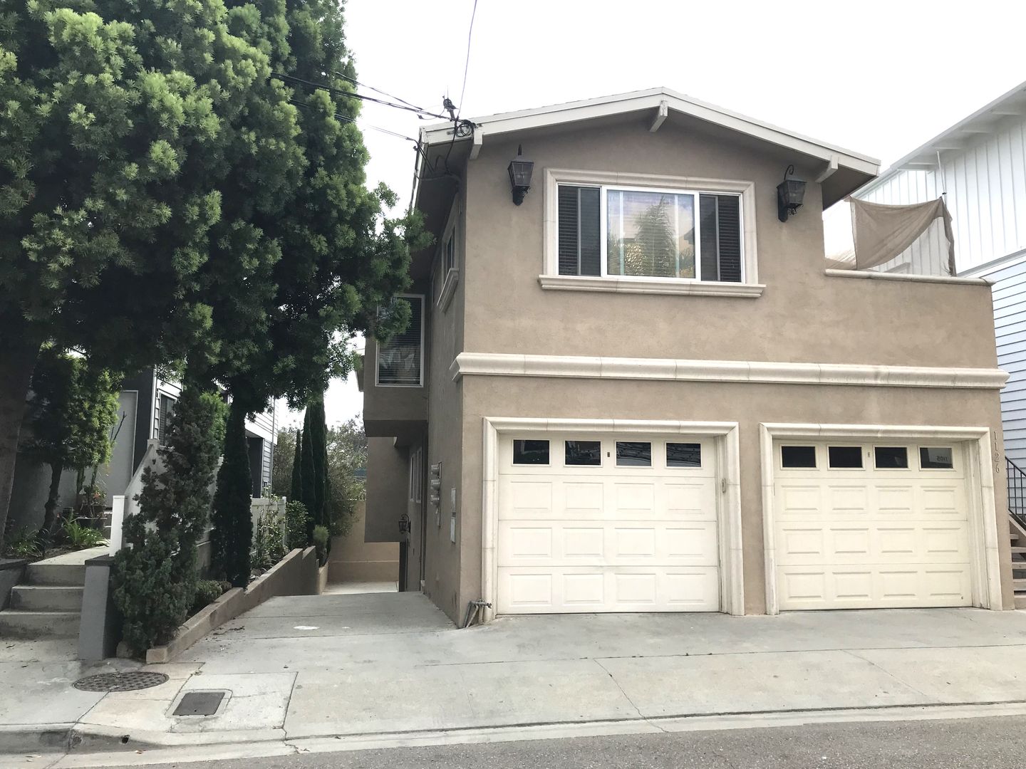 Hermosa Beach Apartment: 1126 Cypress Avenue