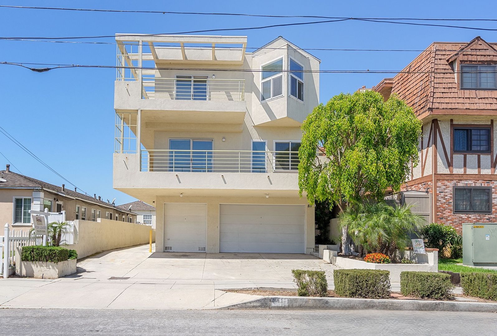 El Segundo Apartment: 811 Main Street